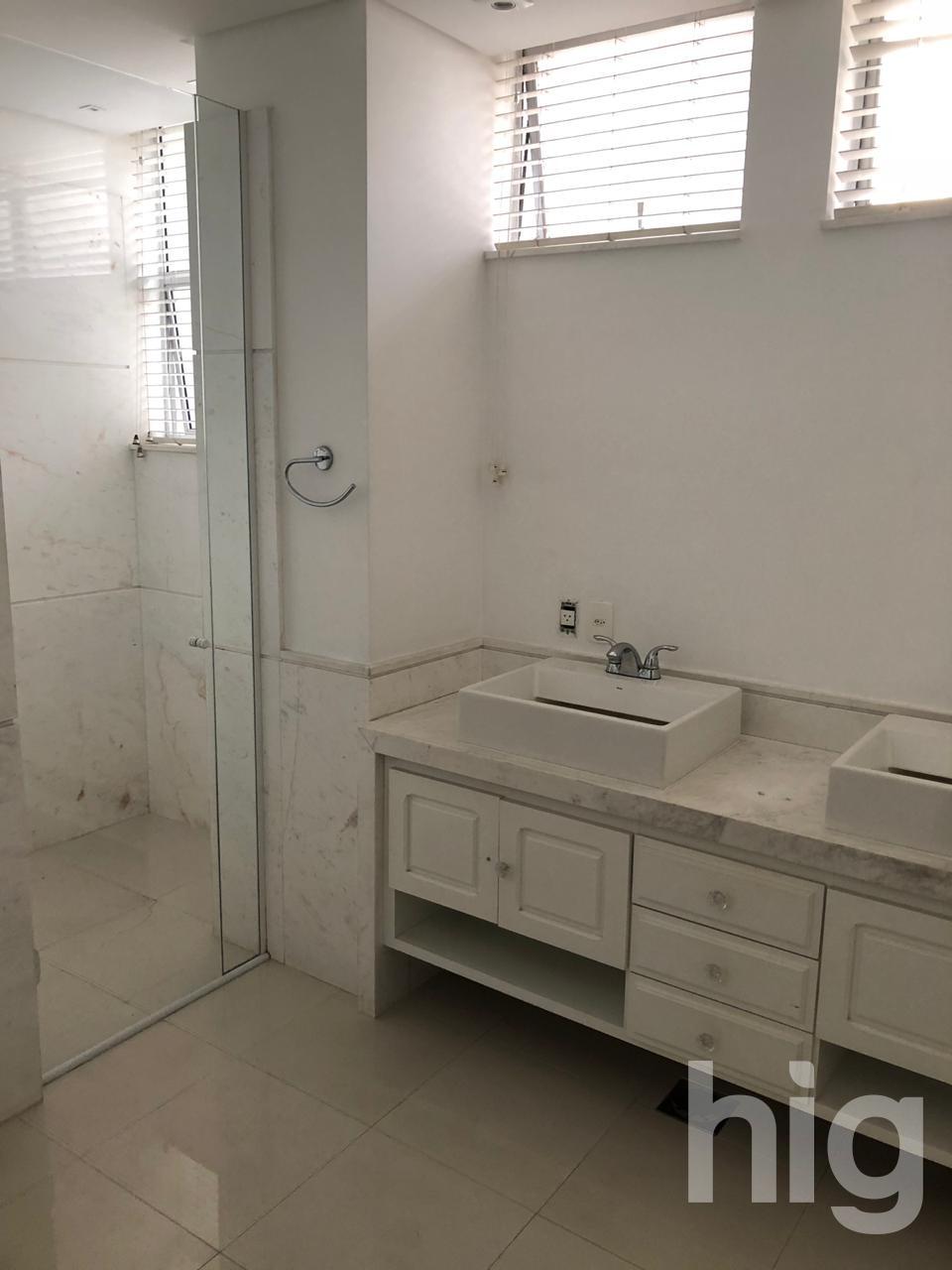 APARTAMENTO - 