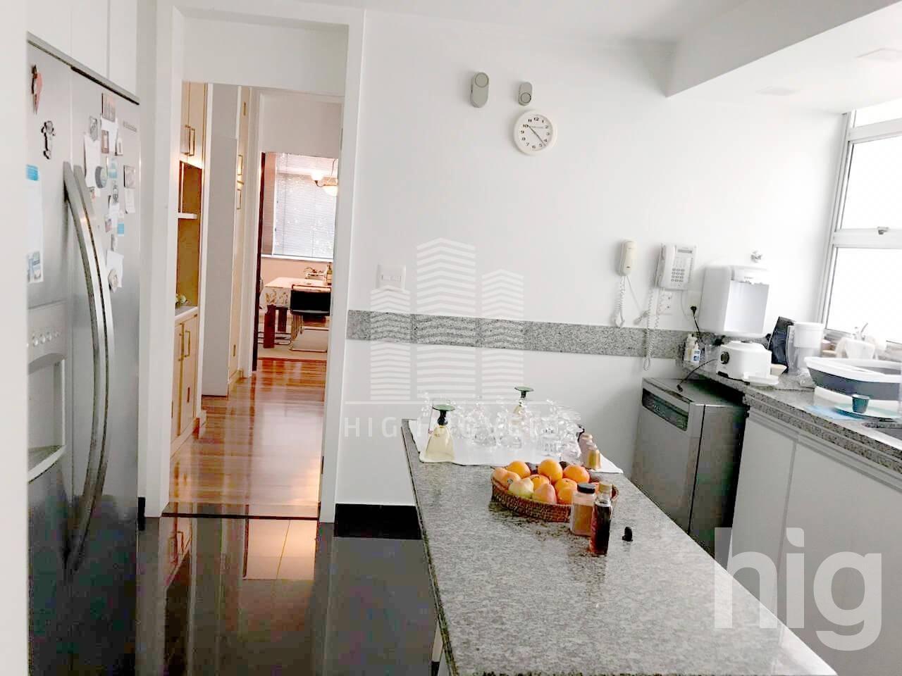 APARTAMENTO - 