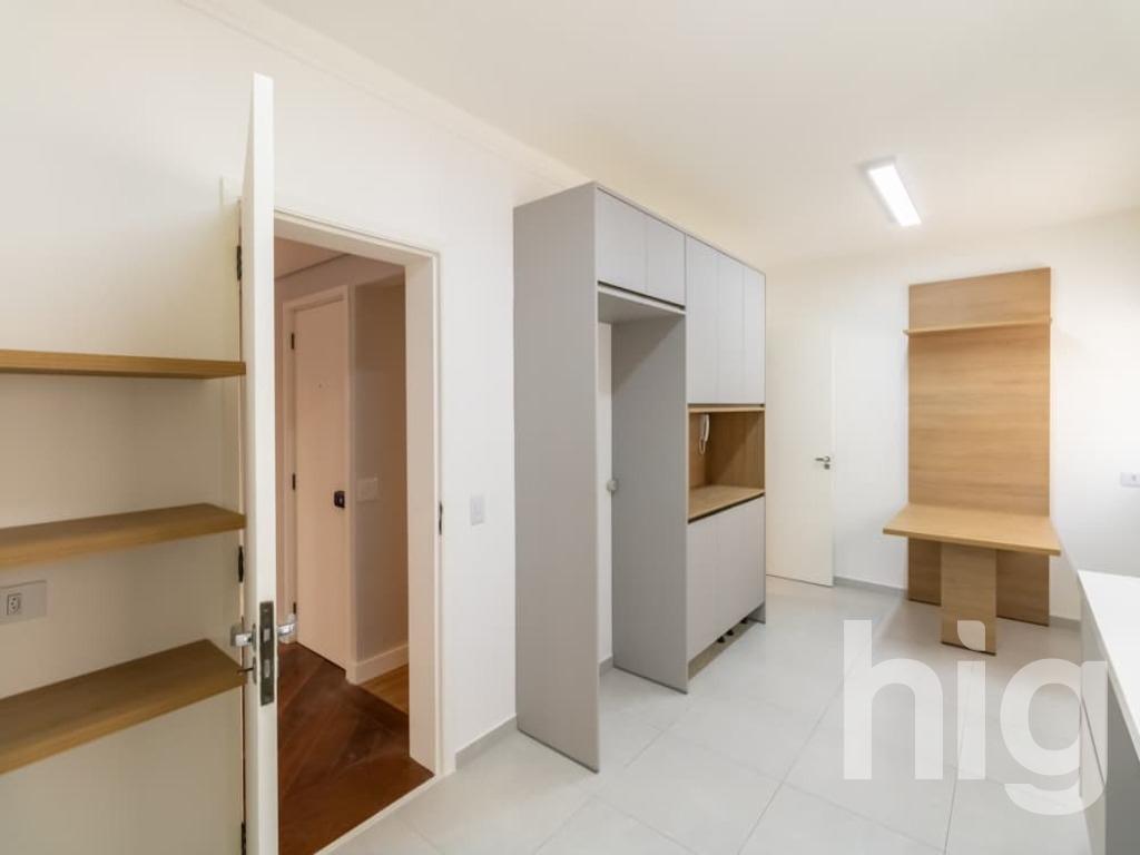 APARTAMENTO - 