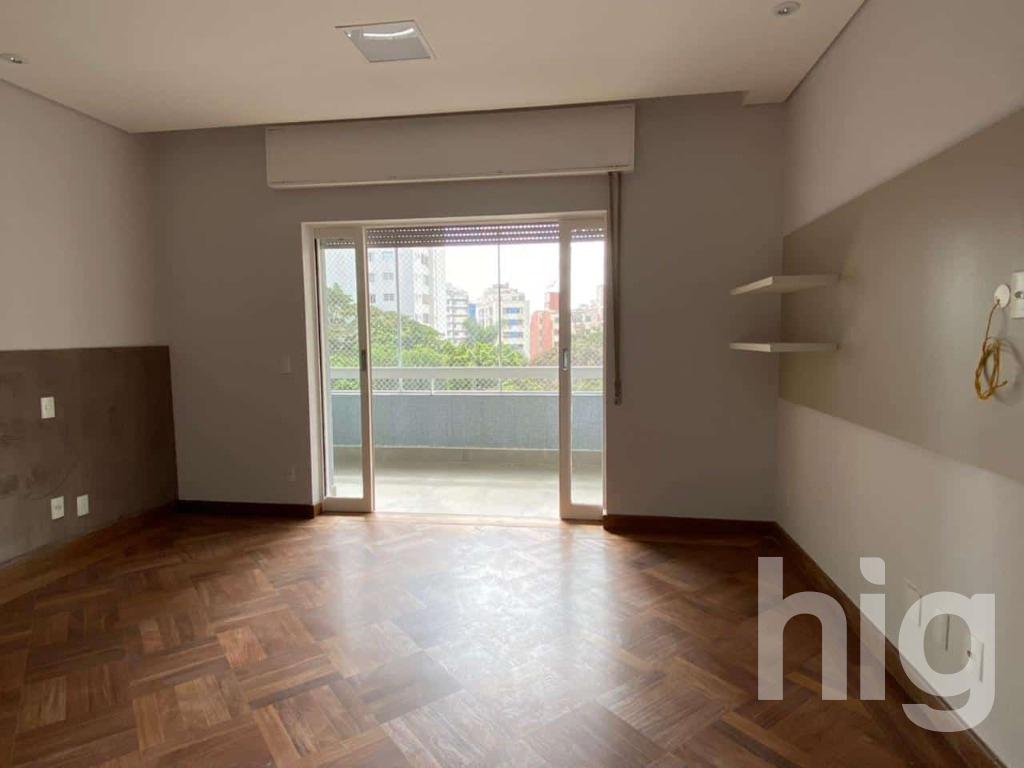 APARTAMENTO - 