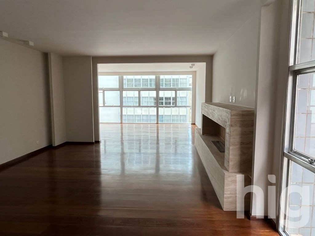 APARTAMENTO - 