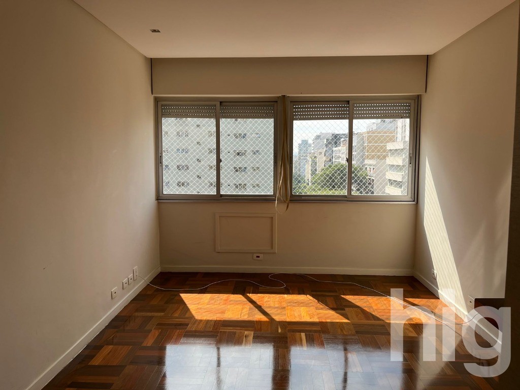 APARTAMENTO - 