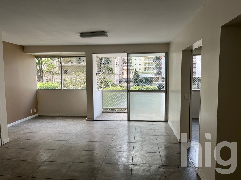 APARTAMENTO - 