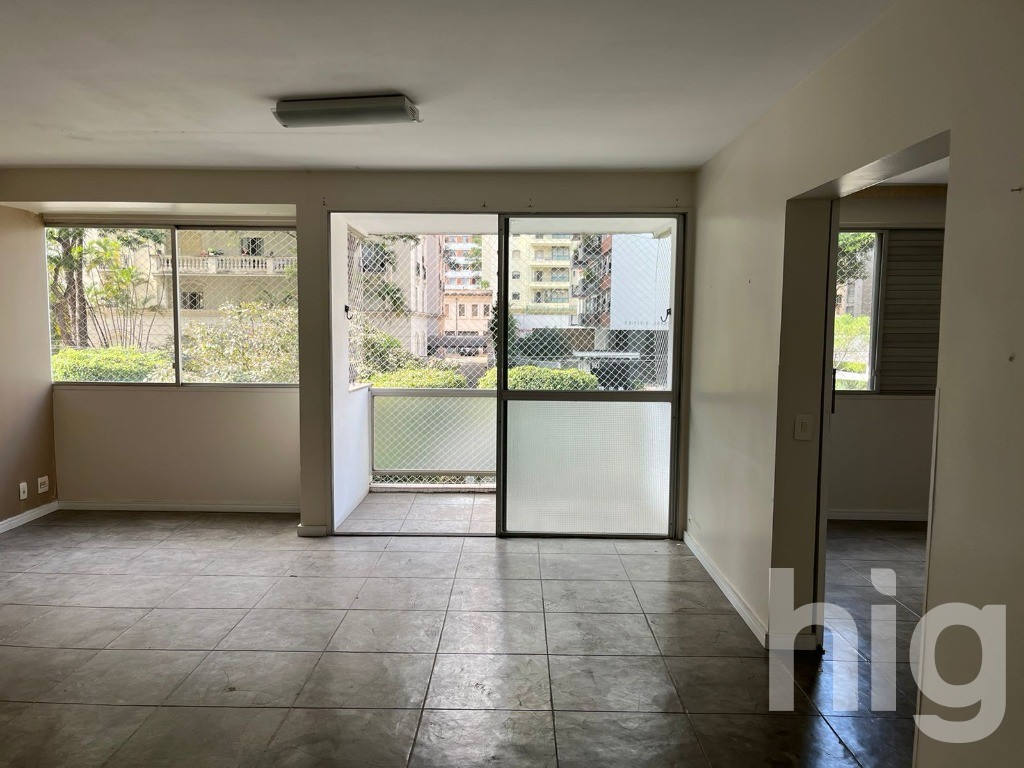 APARTAMENTO - 