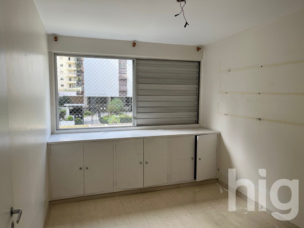 APARTAMENTO - 