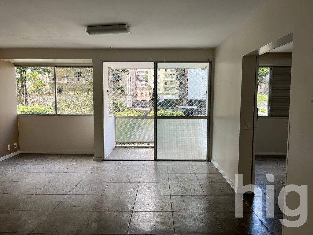 APARTAMENTO - 