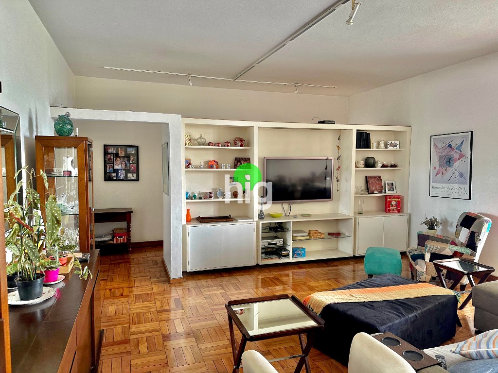 APARTAMENTO - 