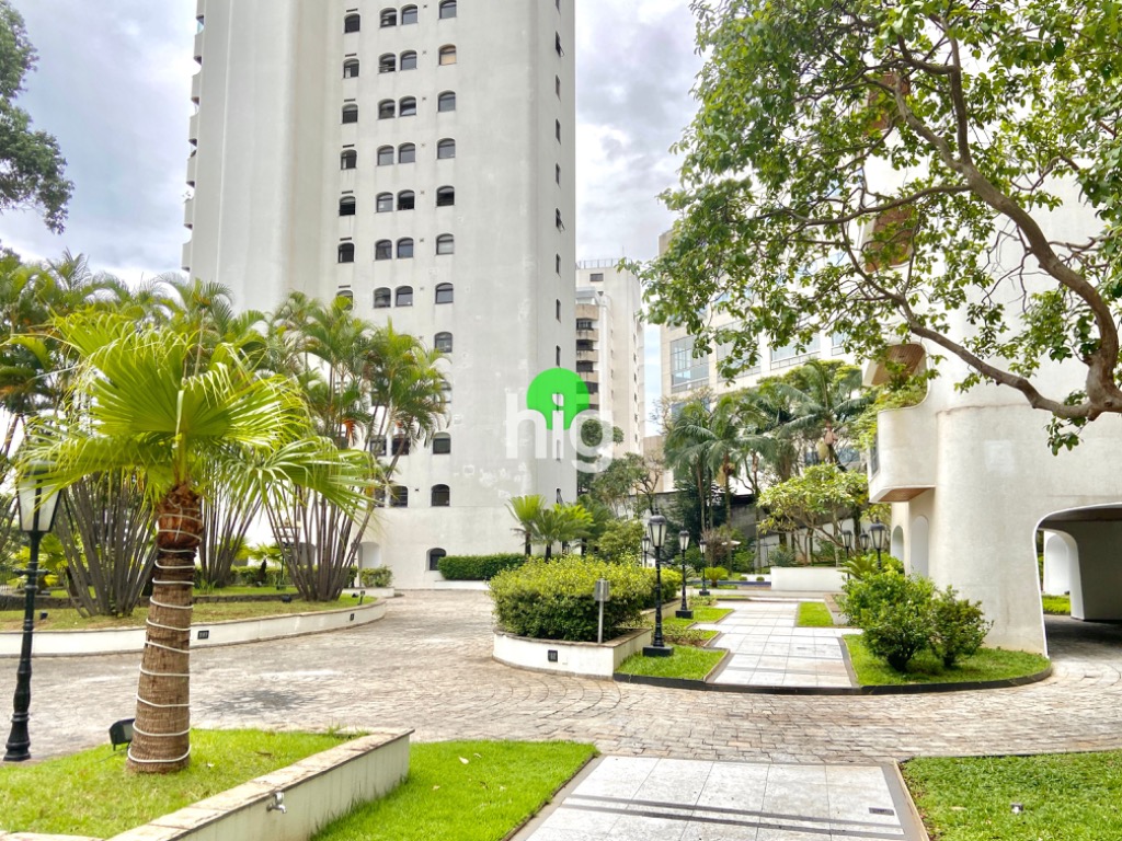 APARTAMENTO - 