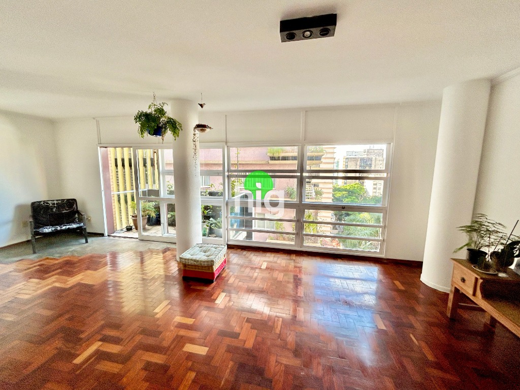 APARTAMENTO - 