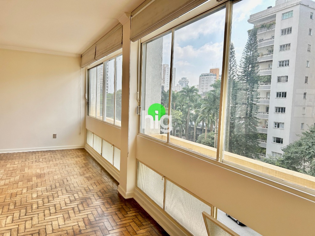 APARTAMENTO - 